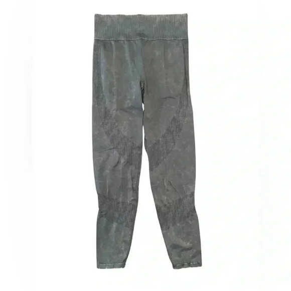 PINK by Victoria’s Secret Seamless Sculpt Legging Size Medium - Picture 1 of 7